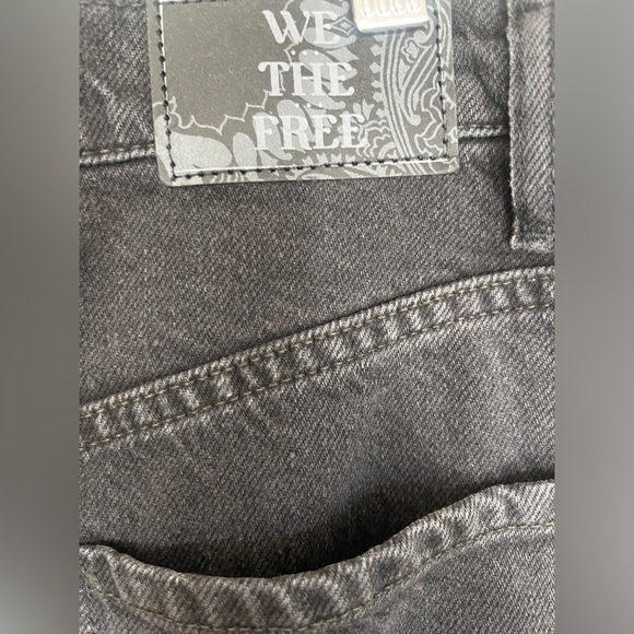 NEW We The Free Final Countdown Cuffed Low-Rise Jeans - Picture 9 of 13